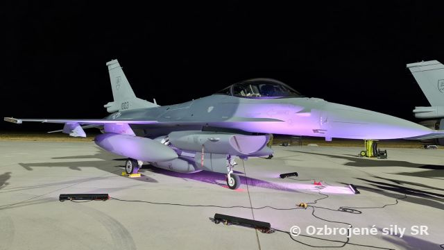 Prvé slovenské F-16 na Záhorí