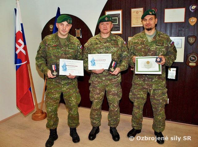 Martinskí vojaci pasovaní za rytierov delostrelectva