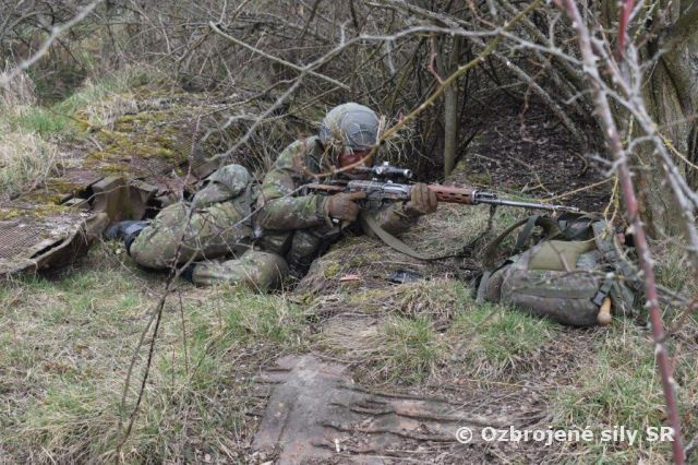 Intenzívny zimný výcvik 13. mechanizovaného práporu Levice