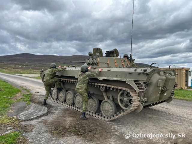 Streľby strelcov operátorov 1.mechanizivanej brigády