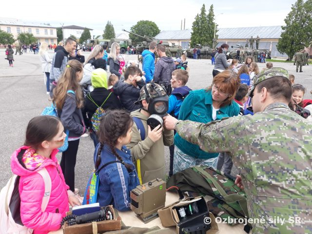 Deň otvorených dverí u 22.mechanizovaného práporu Michalovce 