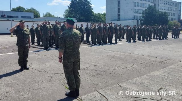 Veliteľ brigády navštívil 12. mechanizovaný prápor