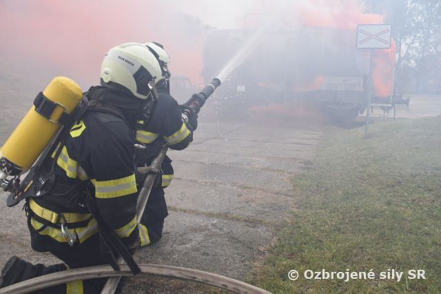 Pozorovateľ z Veľkej Británie na cvičení FIRE RESCUE 2019