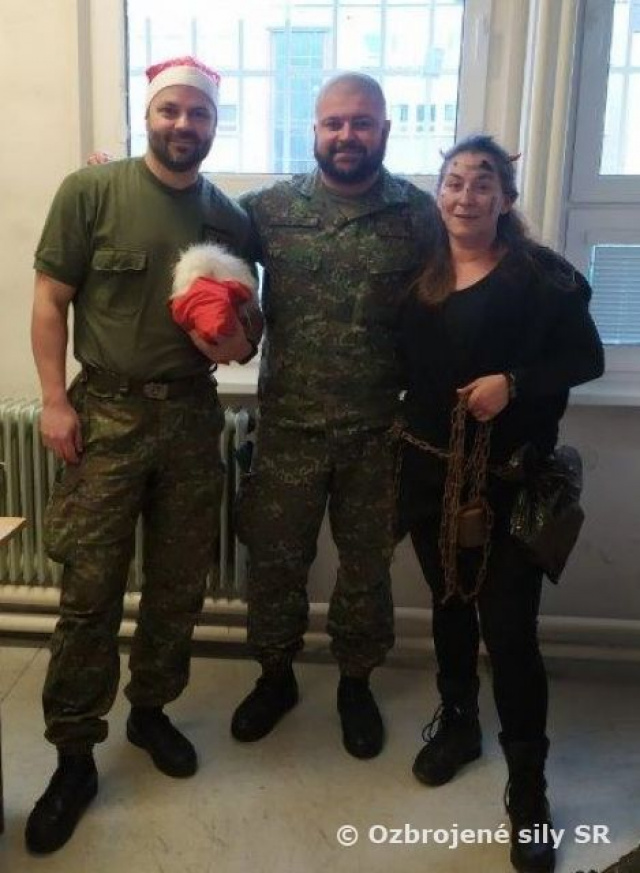 Stretnutie martinských vojakov s čertom