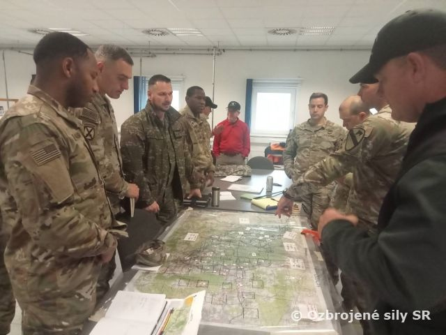 Výcvik v priestore Hohenfels v Nemecku