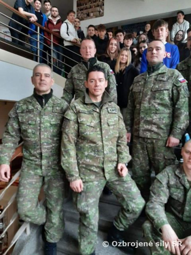 Branná výchova začína .....