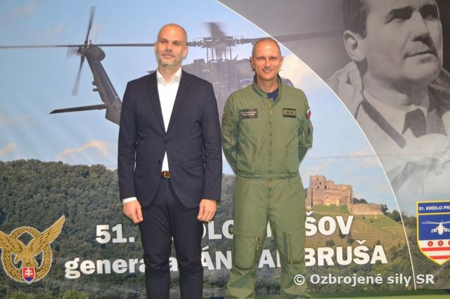 Minister obrany navštívil 51. krídlo Prešov 