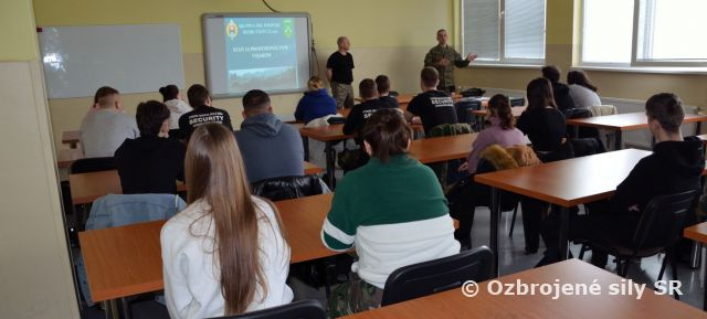 Staň sa profesionálnym vojakom - beseda