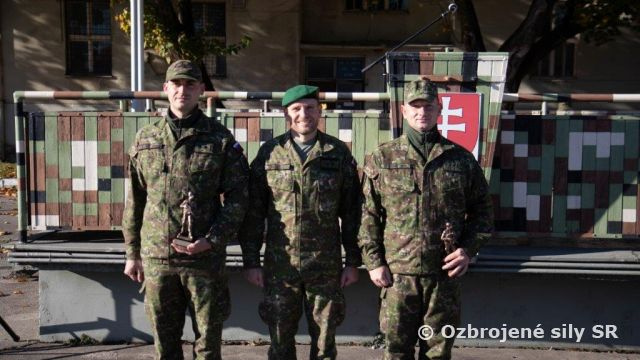 Najlepší vojak a poddôstojník 12.mpr