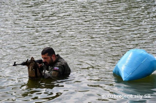 “Mravce“ z 11-ky v Turci