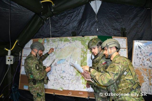 Slovenský štít – sekundárne v kasárňach SNP na Podháji