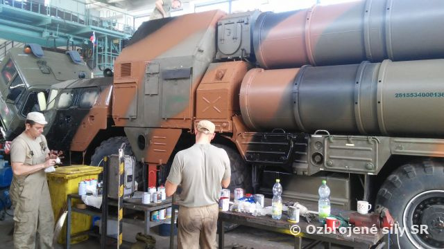Príprava techniky na sezónnu prevádzku vo Vzdušných silách OS SR   