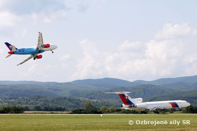 Druhý deň medzinárodných leteckých dní SIAF 2017 opäť exceloval