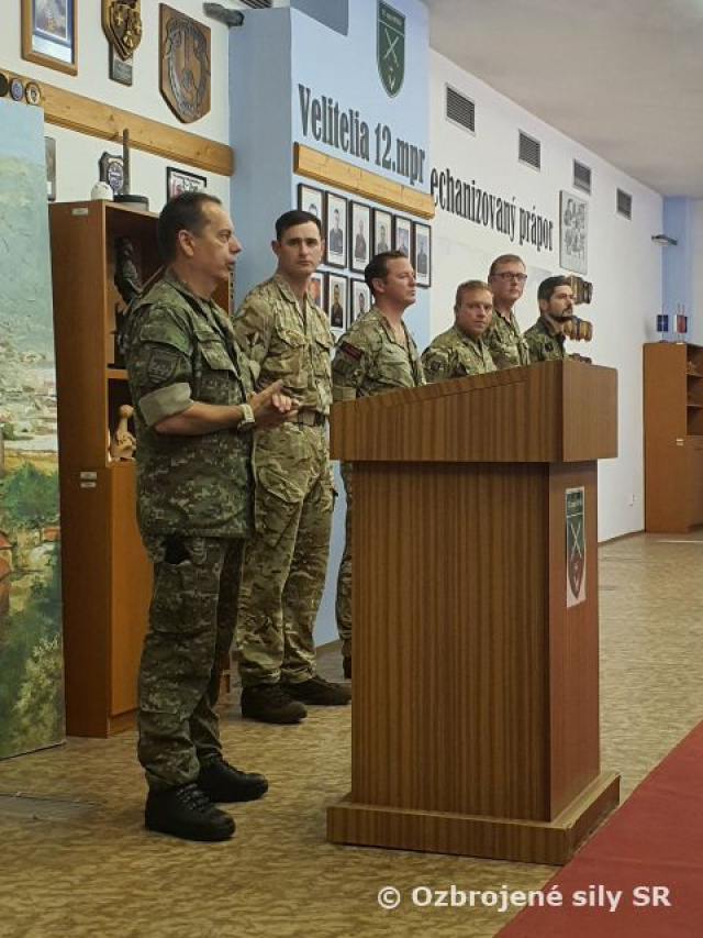 Kurz Junior Command & Leadership Course – záverečný nástup