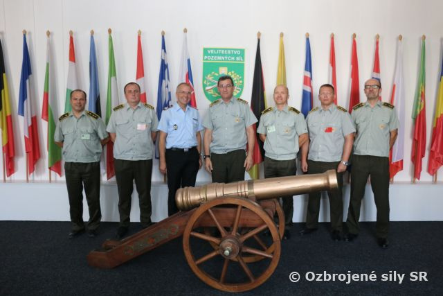 Pridelenec Spolkovej republiky Nemecka navštívil veliteľstvo pozemných síl