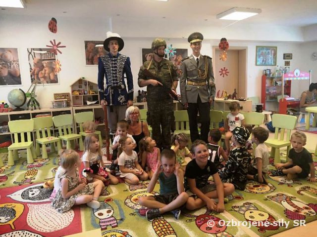 Vojaci deťom