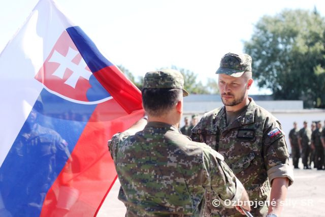 Zmena vo velení 12. mechanizovaného práporu v Nitre