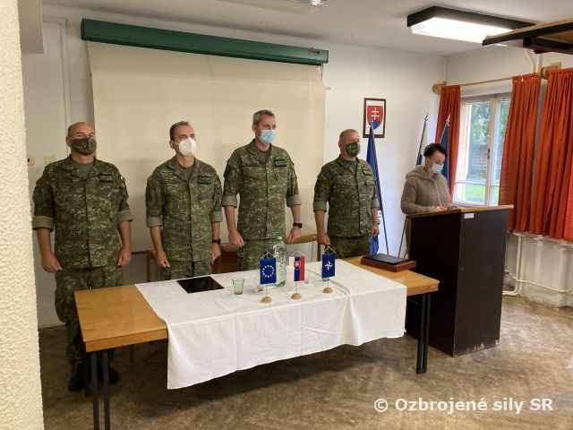 Slávnostné zhromaždenie pri príležitosti odovzdania a prevzatia funkcie veliteľa MS Trenčín