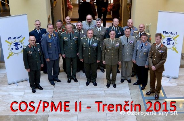 Velitelia pozemných síl krajín Európskej únie rokovali v Trenčíne 