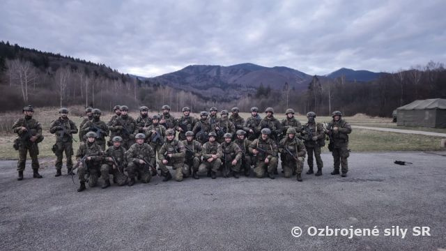 Odborné taktické cvičenie čiat 71. práporu podpory velenia