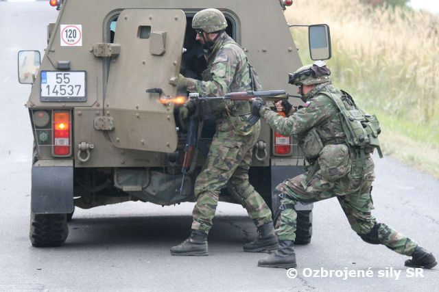 Michalovský prápor získal v Lešti certifikát nasaditeľnej zálohy NATO