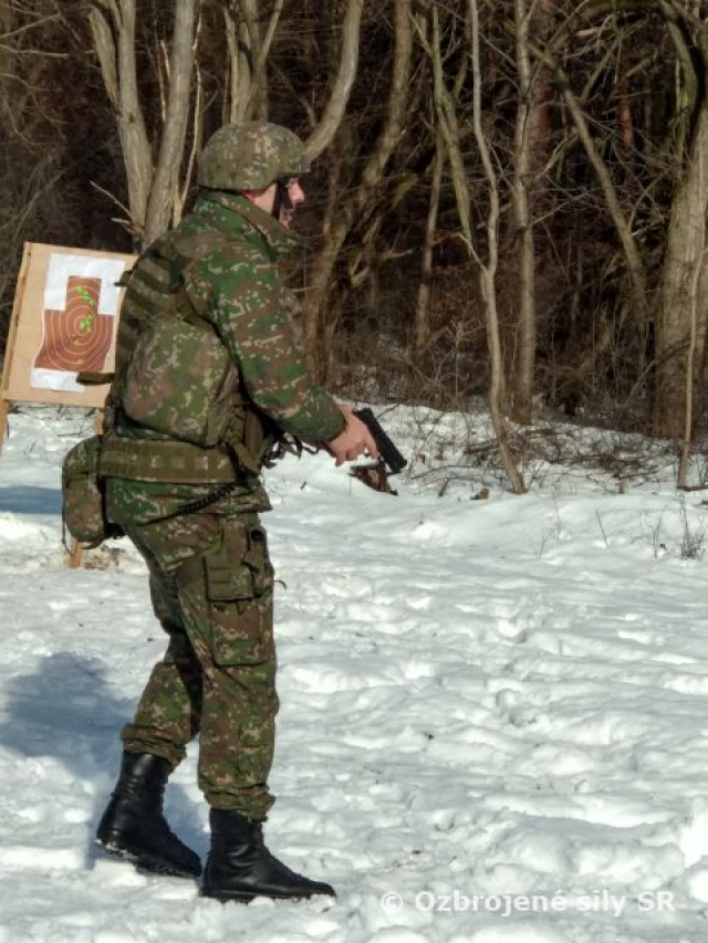 Strelecká príprava roty bojového zabezpečenia