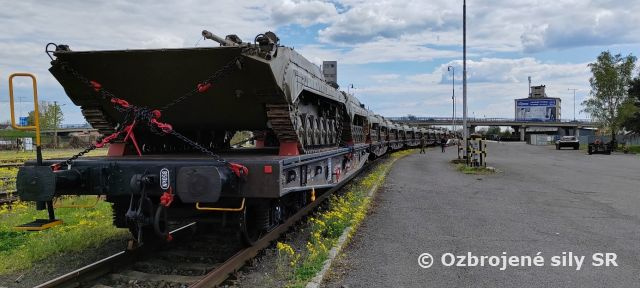 Konečne železnica!