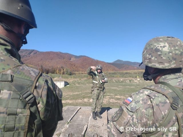 Výcvik v hádzaní ručných granátov