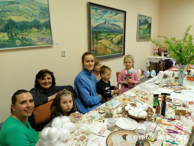 Maľovanie veľkonočných vajíčok