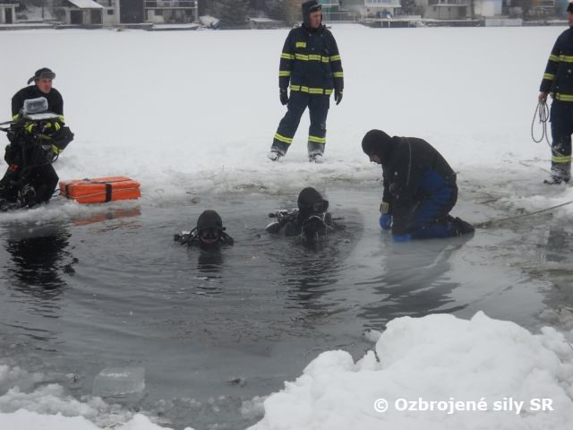 Medzirezortné cvičenie potápačov s hasičským záchranným zborom