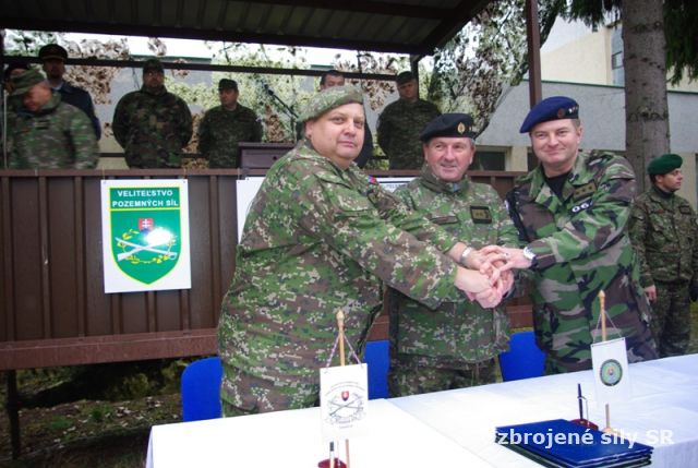 Príslušníci Ozbrojených síl SR odchádzajú do Afganistanu