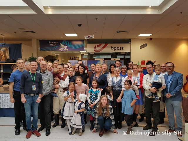 NATO charitatívny bazár 2017