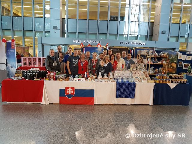 NATO charitatívny bazár 2018