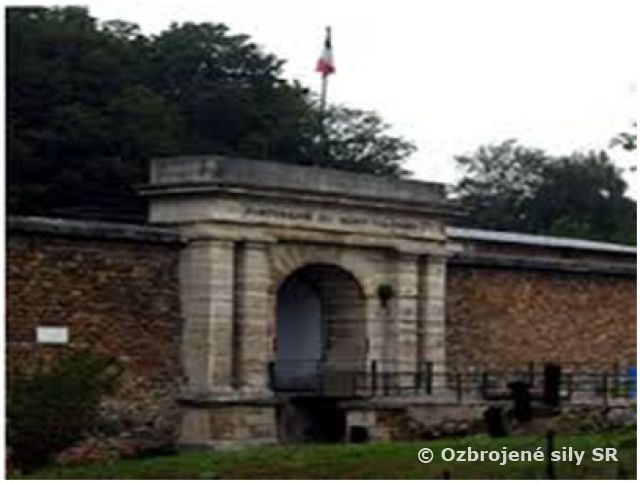 Vojenskí predstavitelia pri vojenskom výbore EÚ navštívili operačné veliteľstvo EÚ v Mont Valérien