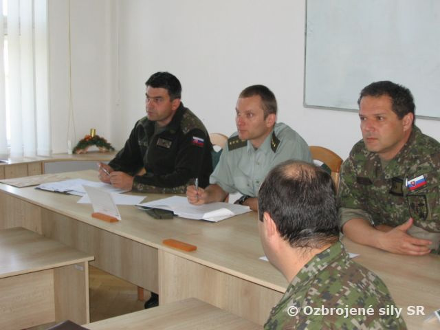 Pracovná porada k spresneniu opravárensko-výrobnej činnosti