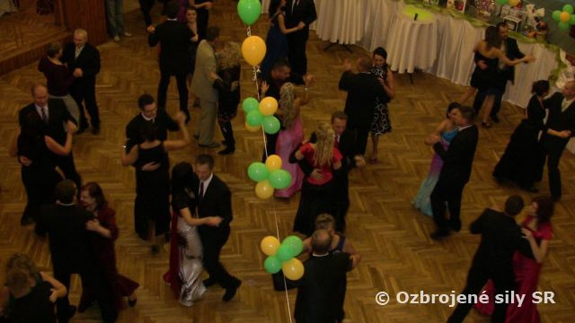 Spoločenský večer veliteľa Opravárenského práporu