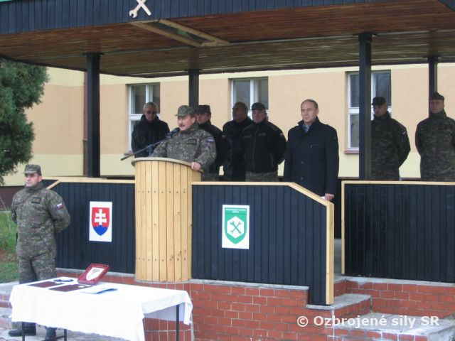 Slávnostný nástup pri príležitosti 62. výročia vzniku útvaru