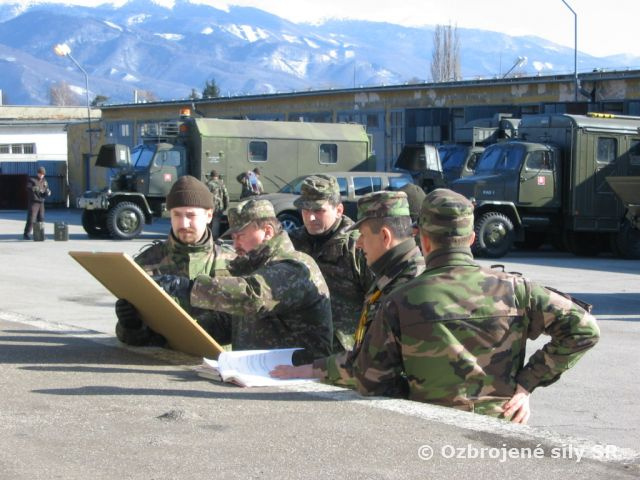 Príprava osôb, výzbroje, techniky a parkov techniky na letnú prevádzku