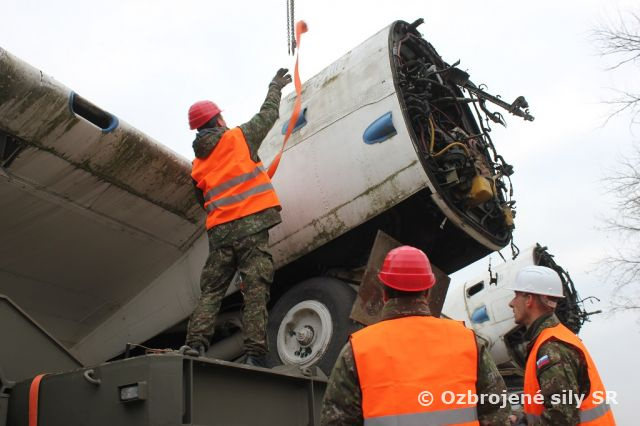 Nočné cvičenie BROKEN WING bolo úspešné