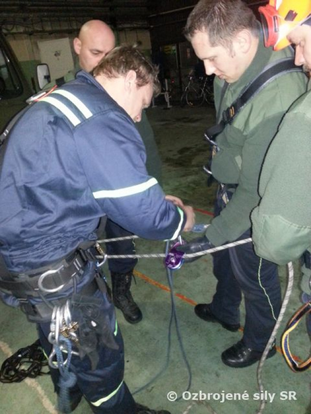 Výcvik lezeckej záchrannej služby