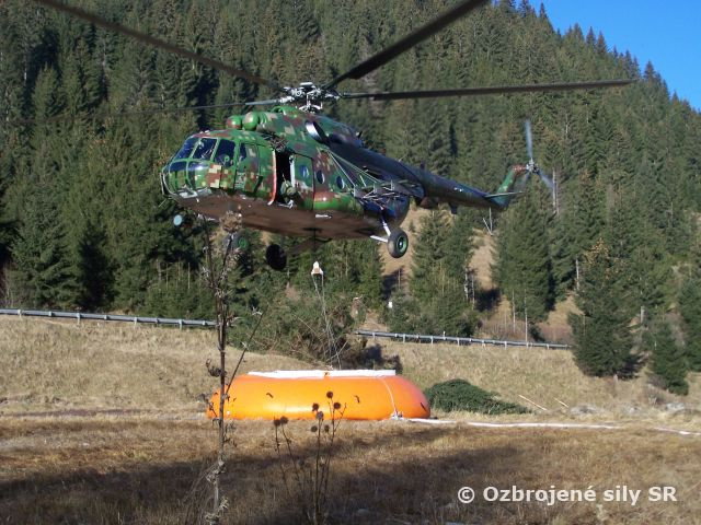 Prešovské vrtuľníky opäť bojovali s ohňom