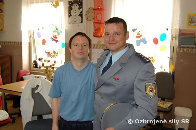 Odovzdanie finančnej zbierky