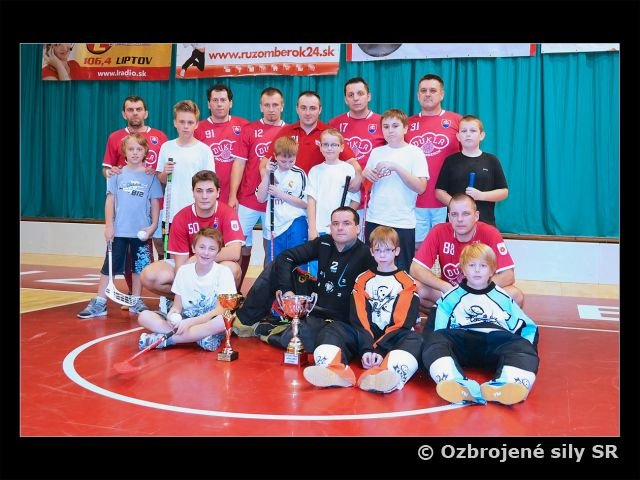 Vojaci si zvyšovali kondíciu v rámci športového dňa