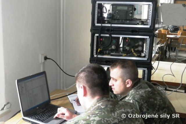 Sústredený odborný výcvik obslúh rádiových staníc HARRIS