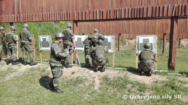 Streľby Základne mobilných KIS v Sučanoch