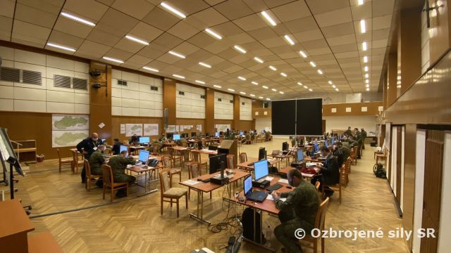 Celoplošné testovanie bude definitívne iba cez víkend, má však byť nastavené pružnejšie