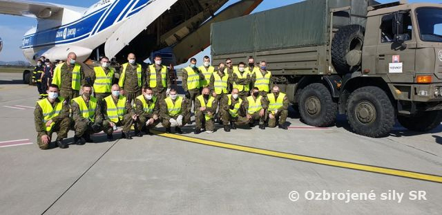 Zabezpečili sme ďalšiu prepravu zdravotníckeho materiálu