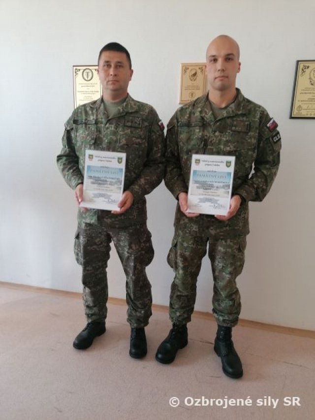 Líšky z Trebišova vybrali najlepšieho vojaka a poddôstojníka výcvikového roku 2019