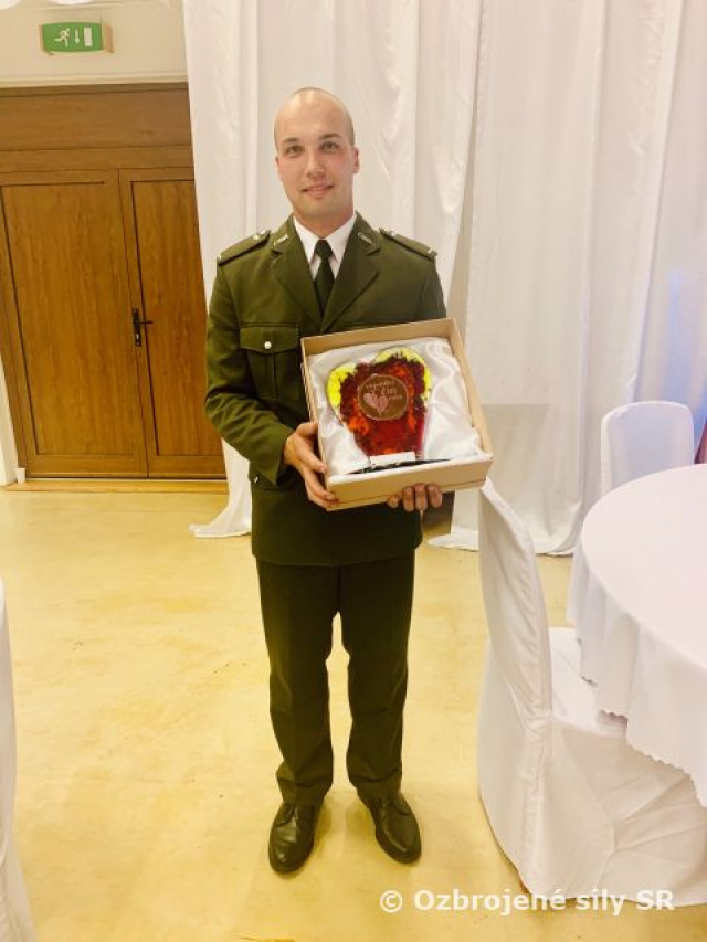 Vojak 23. motorizovaného práporu dostal ocenenie Vojenský čin roka