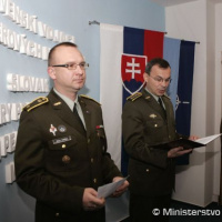 Generál Bulík ocenil plukovníkov